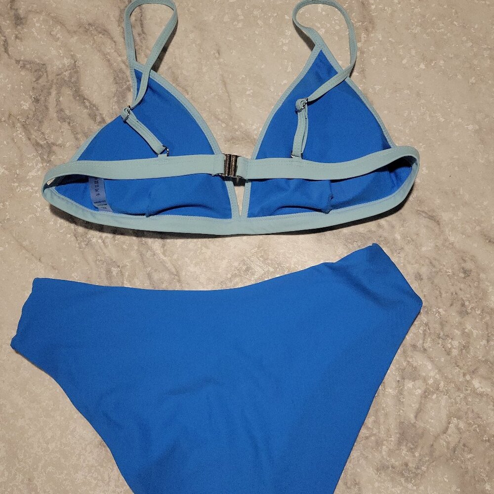 Cupshe Blue Colorblock Triangle Bikini Set | V-Wa… - image 2